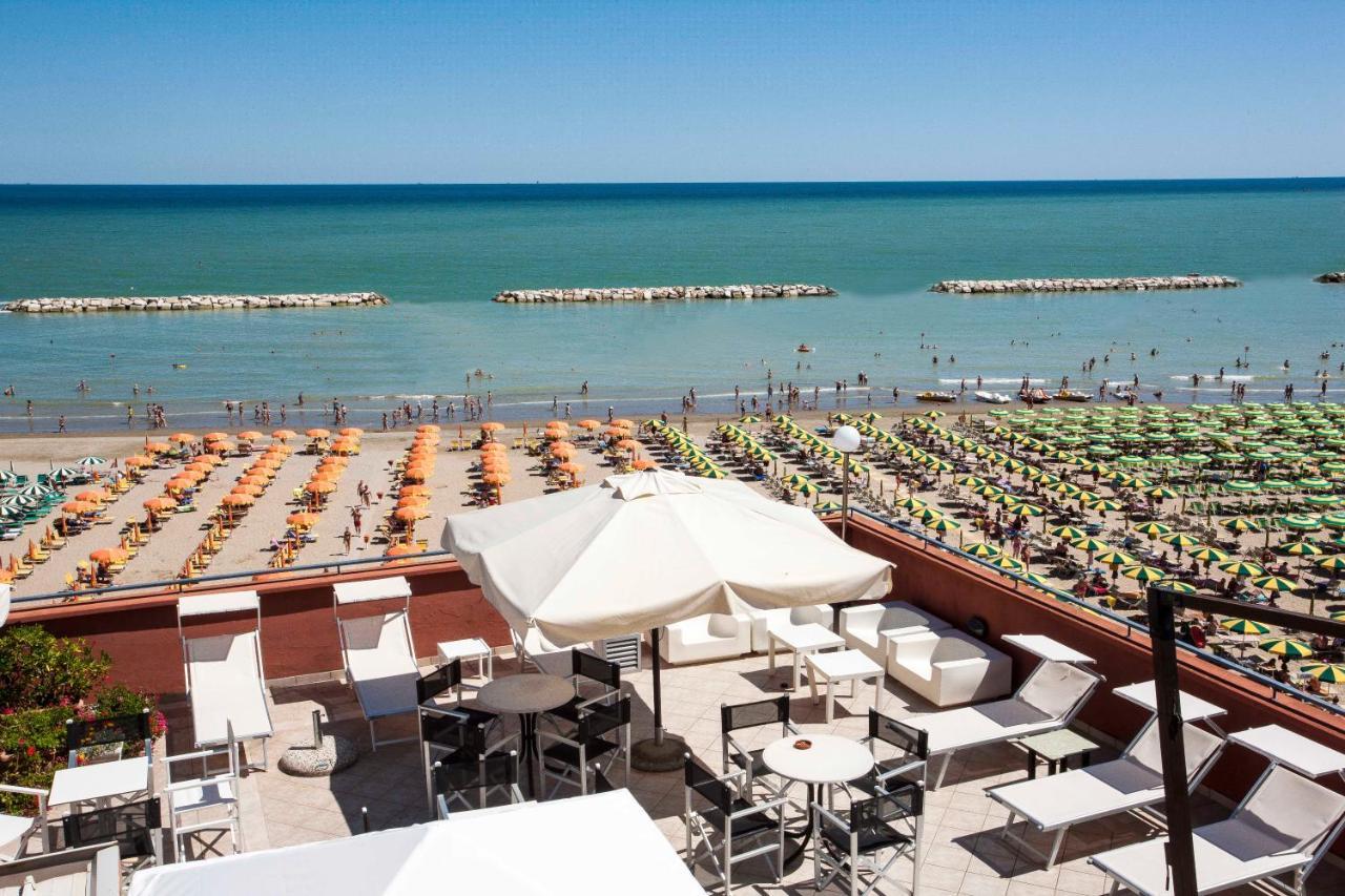 Giovanna Regina Hotel Gabicce Mare Exterior foto