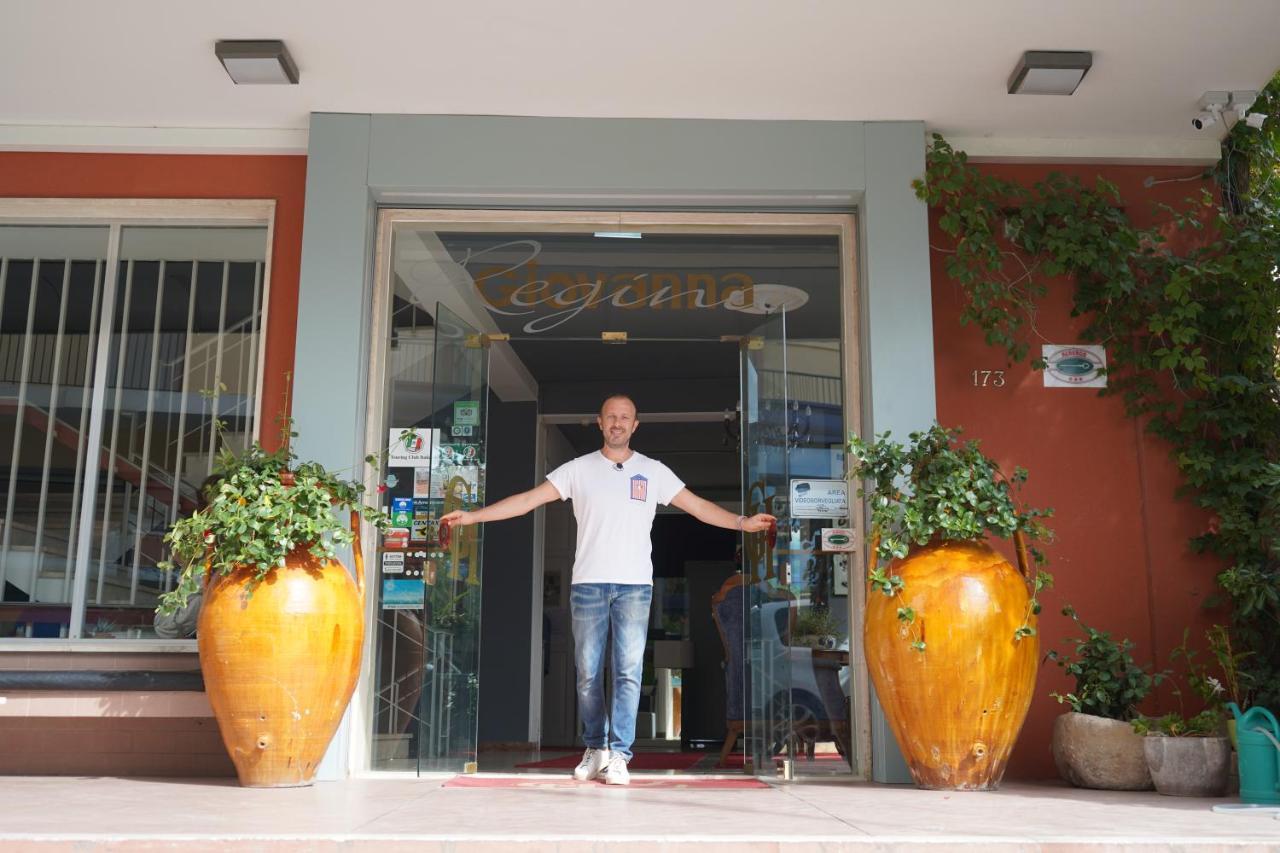 Giovanna Regina Hotel Gabicce Mare Exterior foto