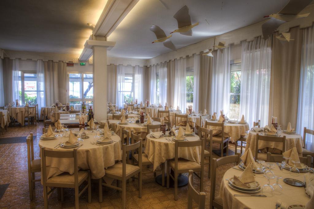 Giovanna Regina Hotel Gabicce Mare Exterior foto